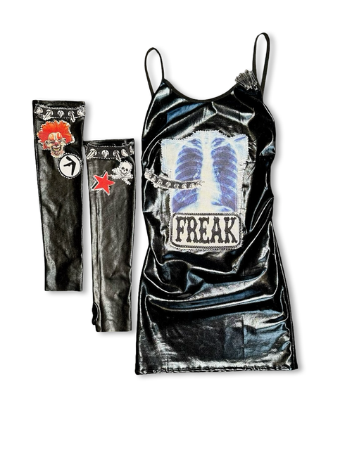 Freaky skeleton costume