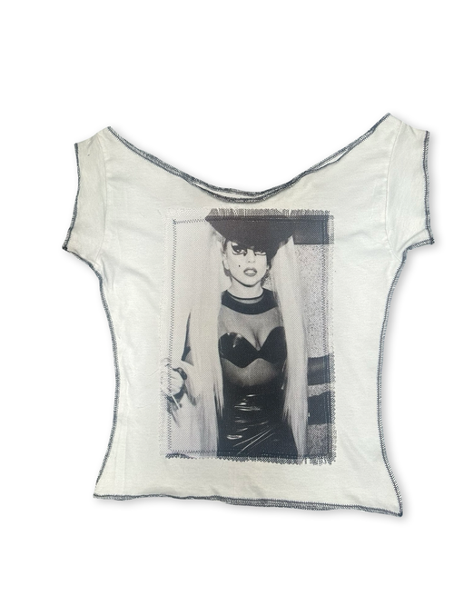 gaga off the shoulder moment