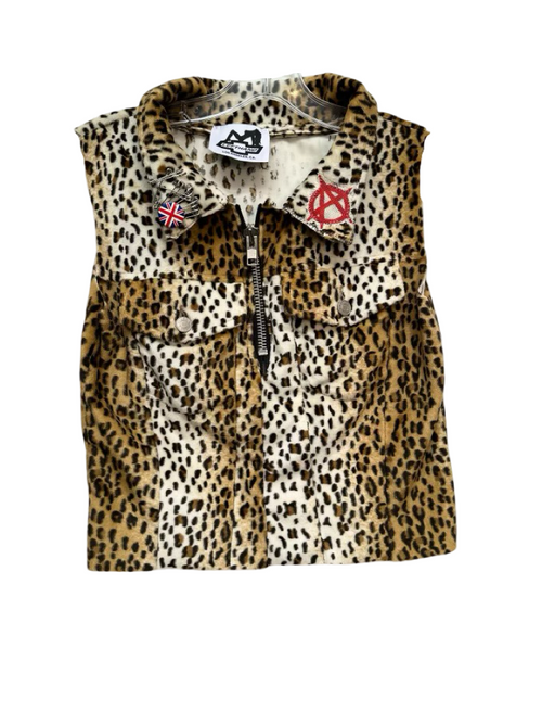 fuzzy leopard zip up top!